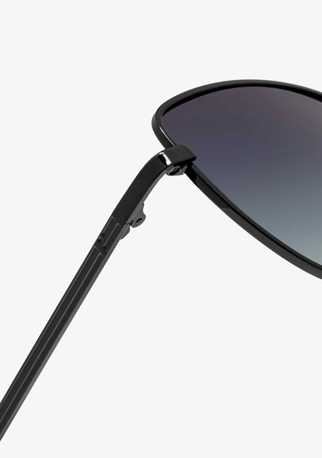 DFSU906002-BLAC-40
